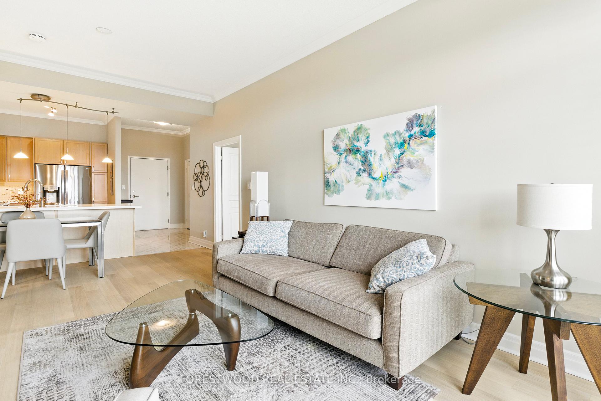 2 Bedrooms Condo at 80 Port, Mississauga For sale