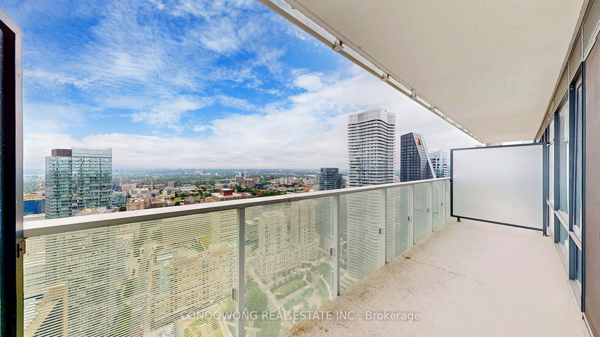 2 Bedrooms Condo at 501 Yonge, Toronto For sale
