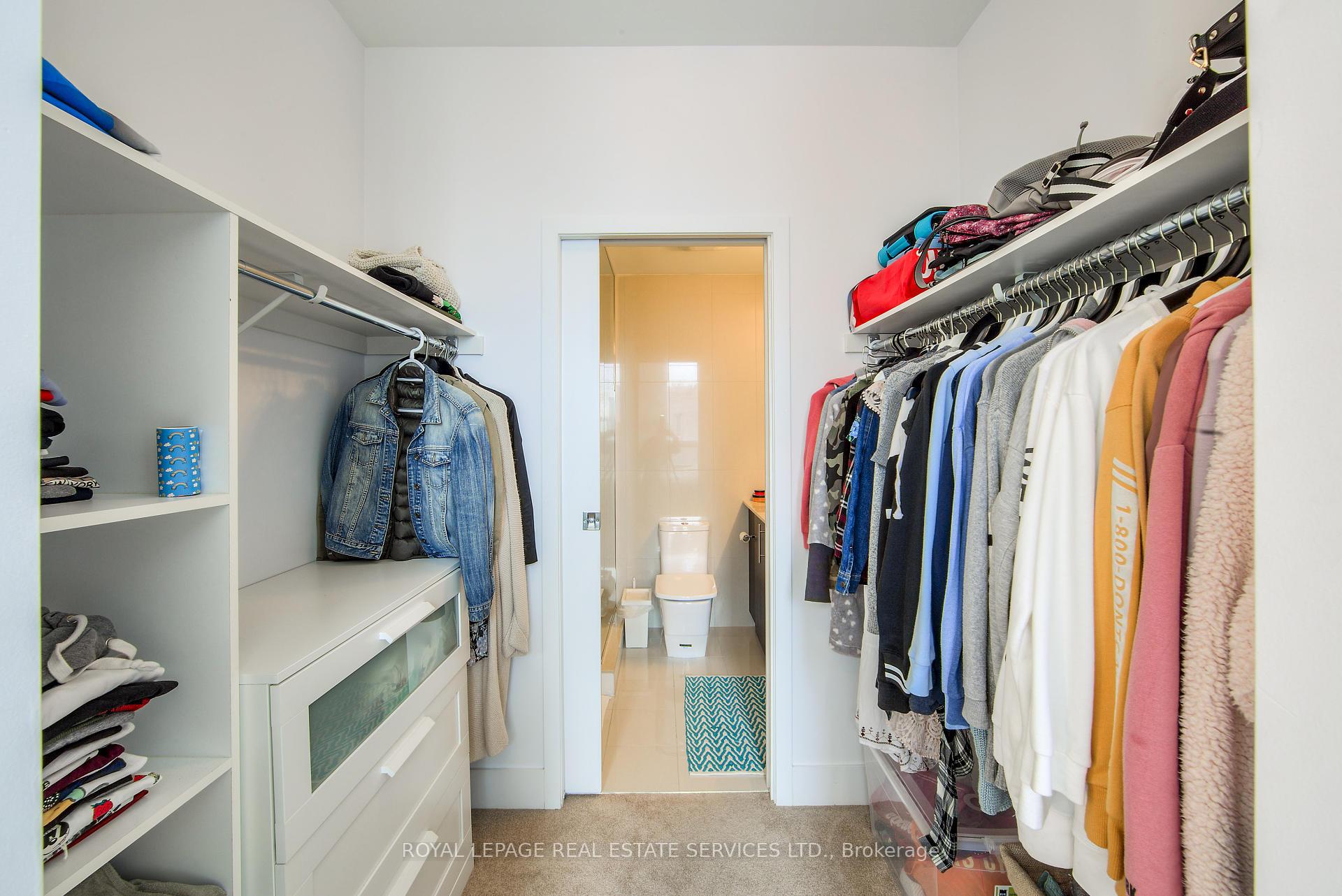 2 Bedrooms Condo at 323 Kingston, Toronto For sale