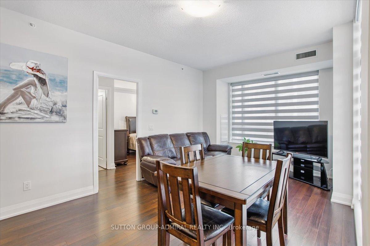 2 Bedrooms Condo at 95 North Park, Vaughan For sale