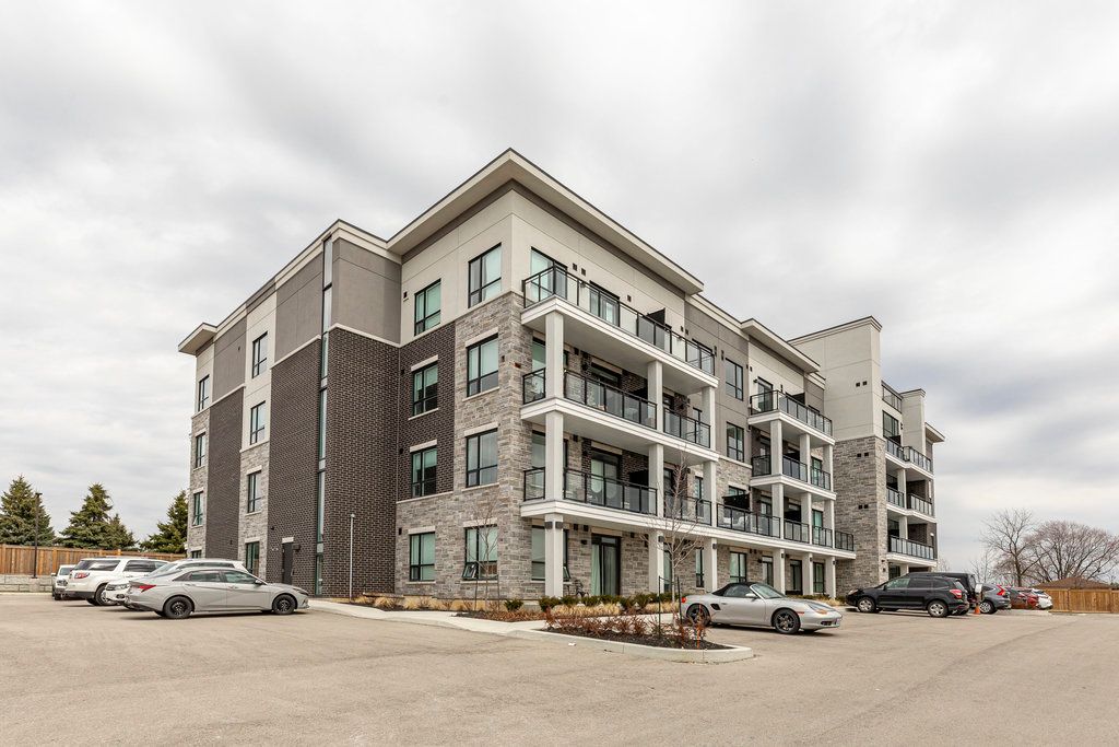 120 Springvalley Crescent Unit# 208 Hamilton Ontario L9C 0G2