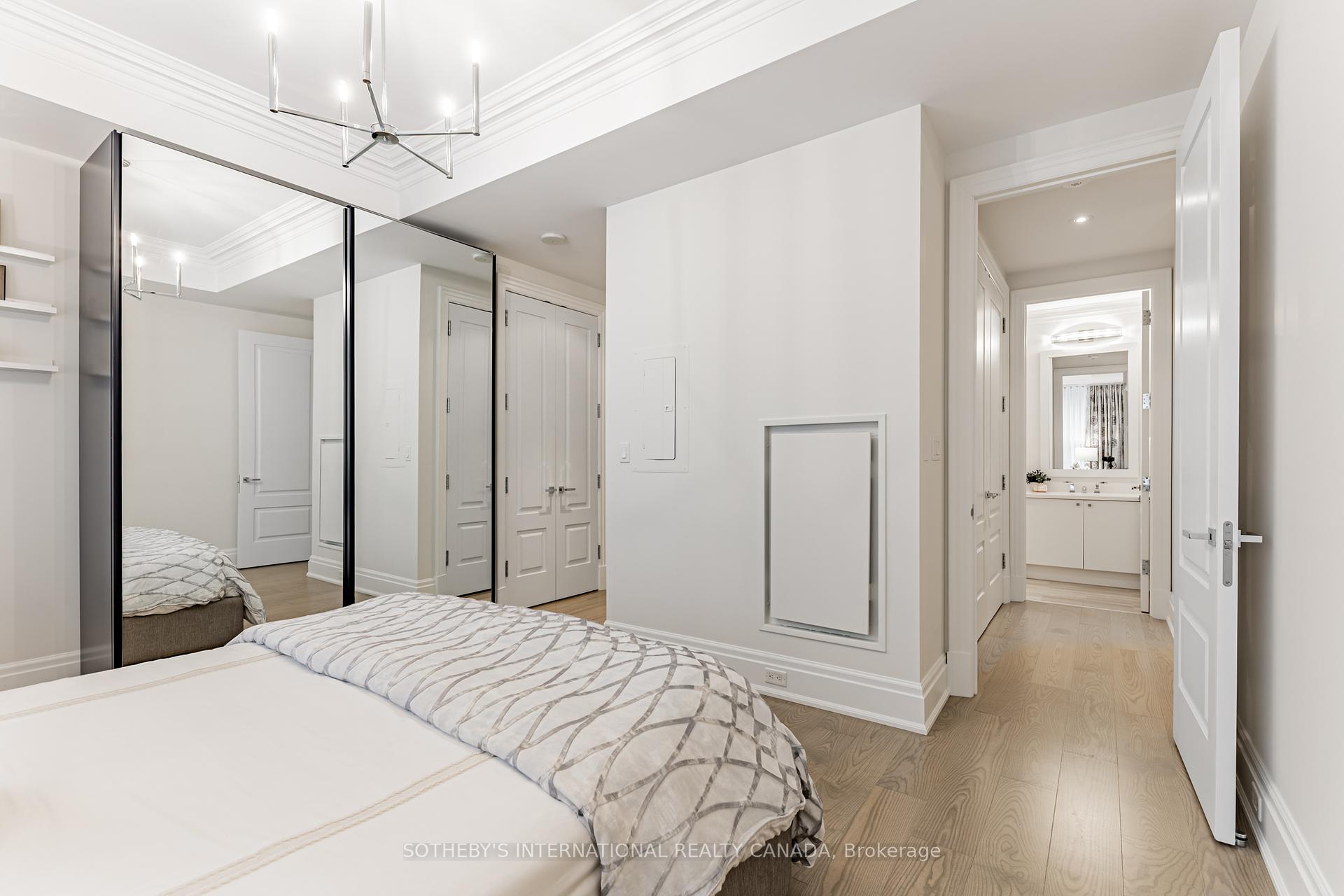 1 Bedroom Condo at 55 Scollard, Toronto For sale