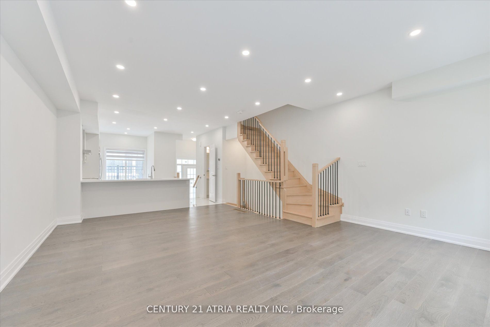 106 Clippers Crescent