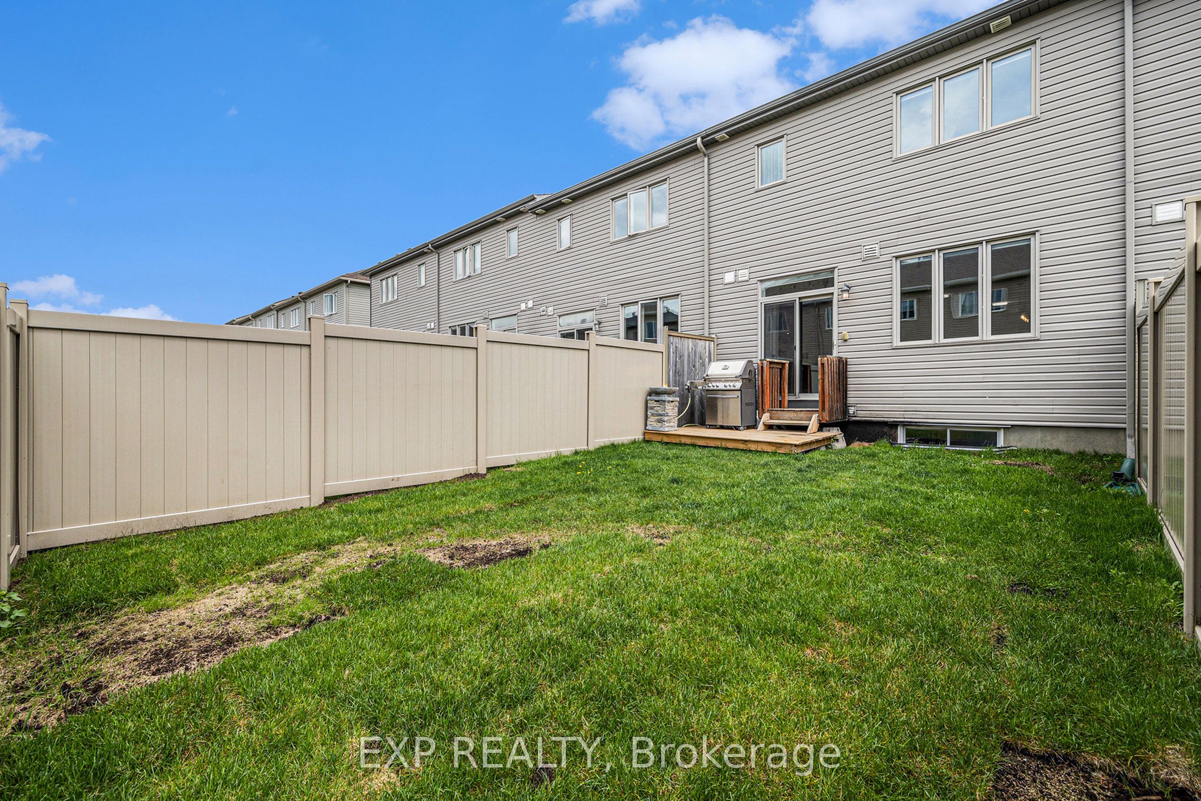 606 Geranium Walk