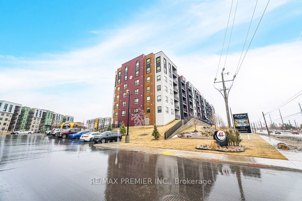 #516 - 4 Spice Way, Barrie, ON L9J 0M2