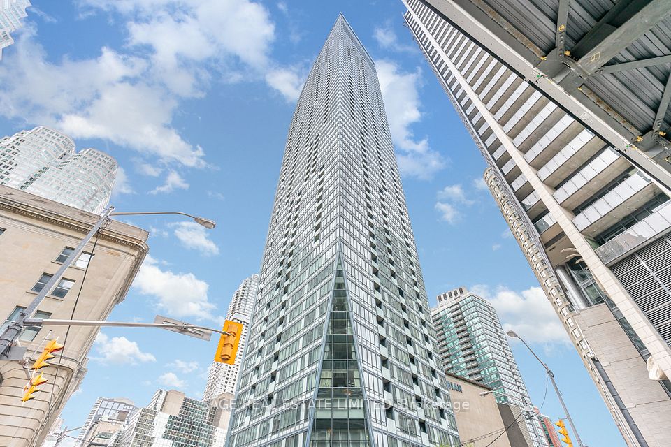 #5408 - 8 The Esplanade, Toronto, ON M5E 0A6