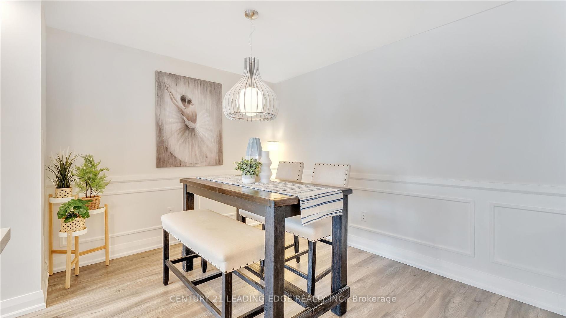 2 Bedrooms Condo at 80 Antibes, Toronto For sale