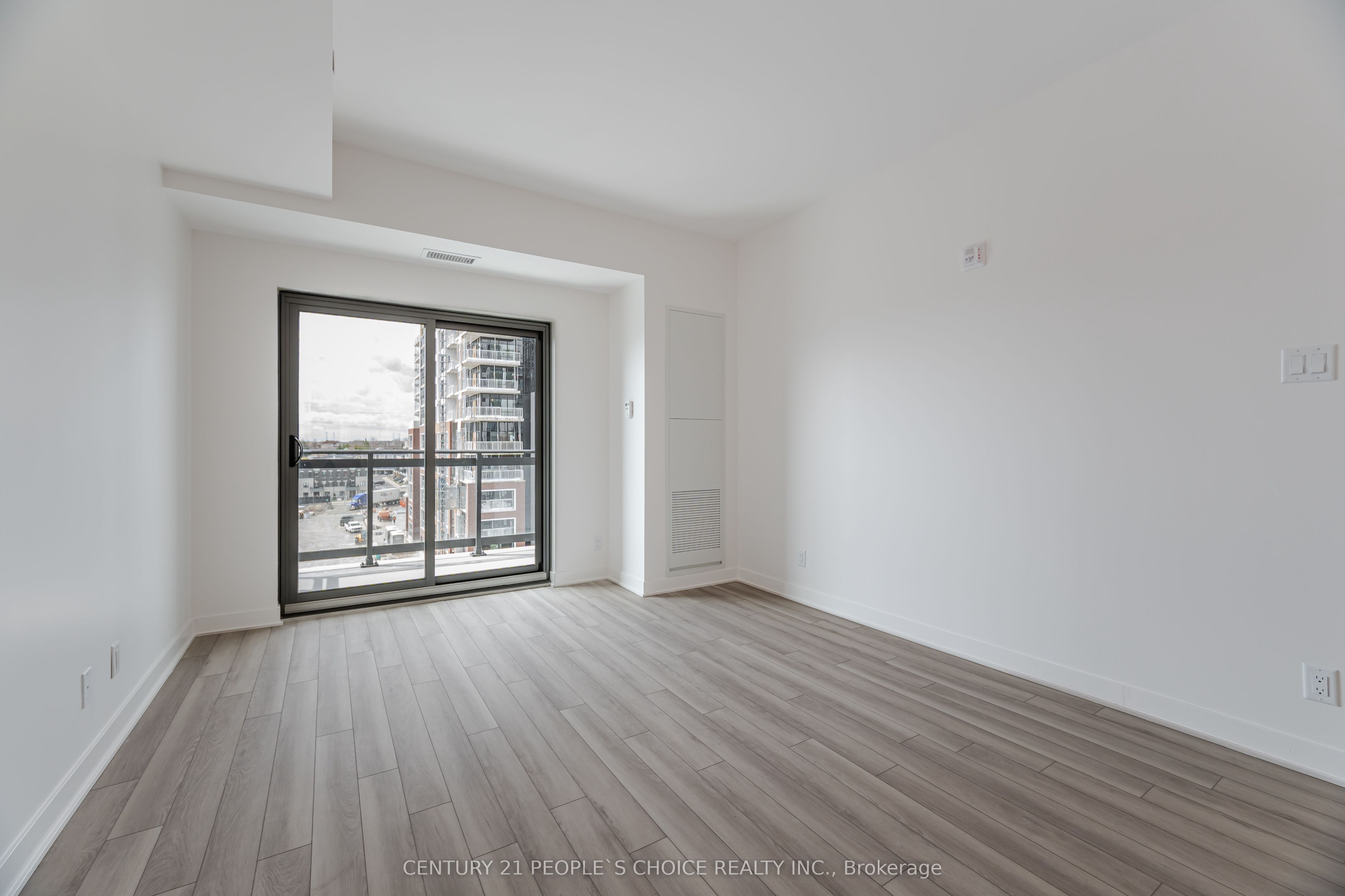 55 Clarington Boulevard, #601