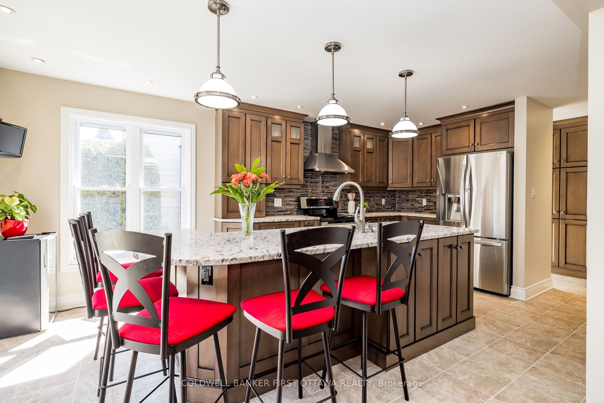 22 Lone Meadow Trail, StittsvilleMunsterRichmond, ON K2S 1E1