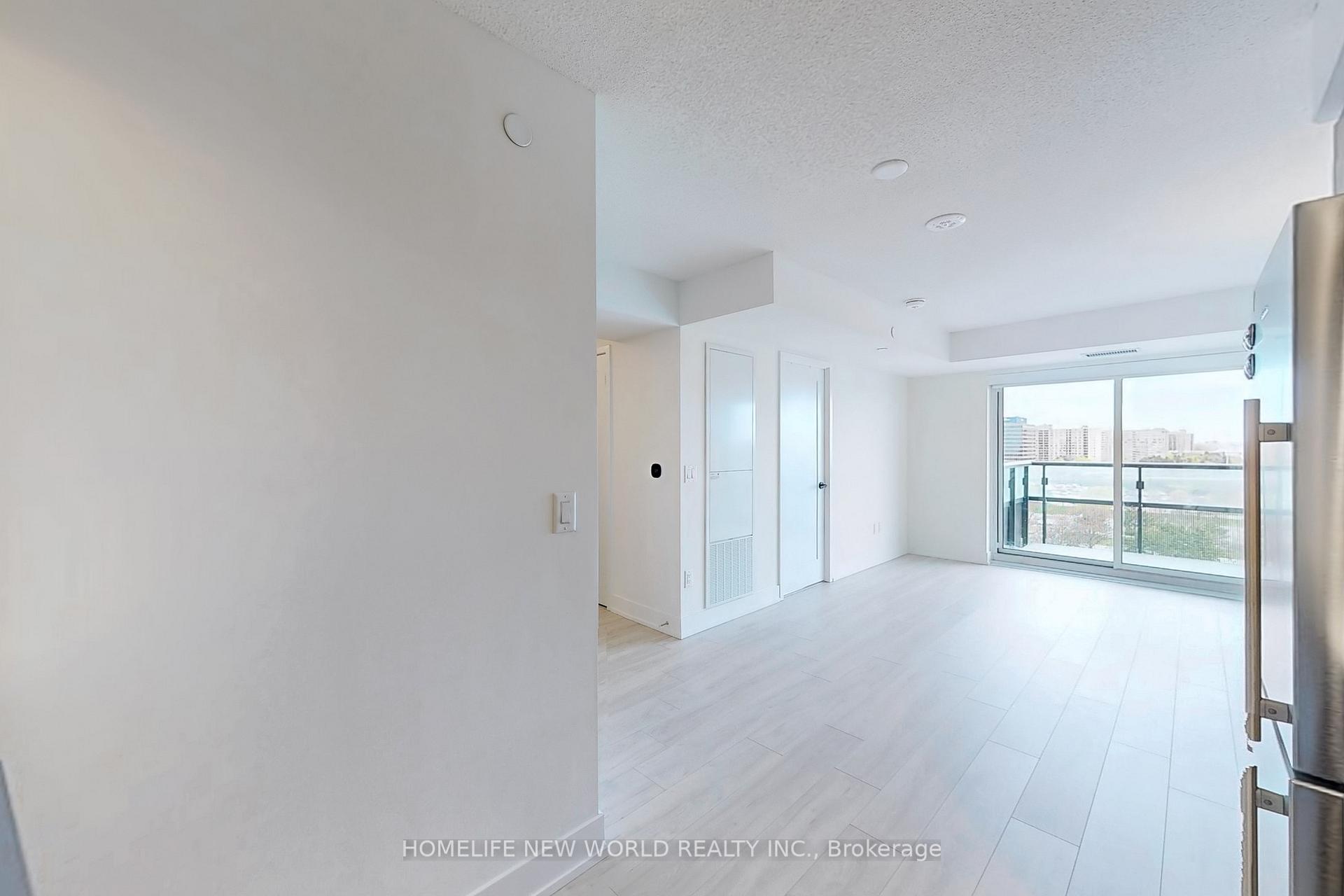 2 Bedrooms Condo at 10 Eva,  Toronto For sale