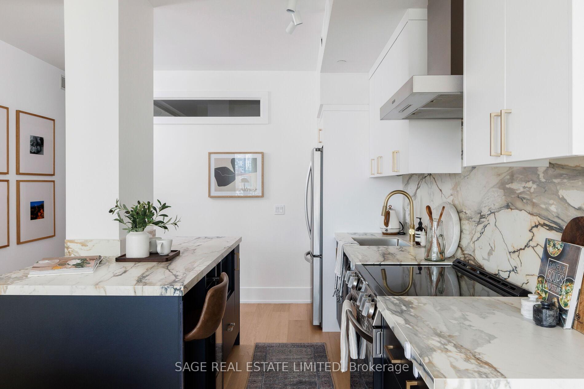 3 Bedrooms Condo at 508 Wellington, Toronto For sale