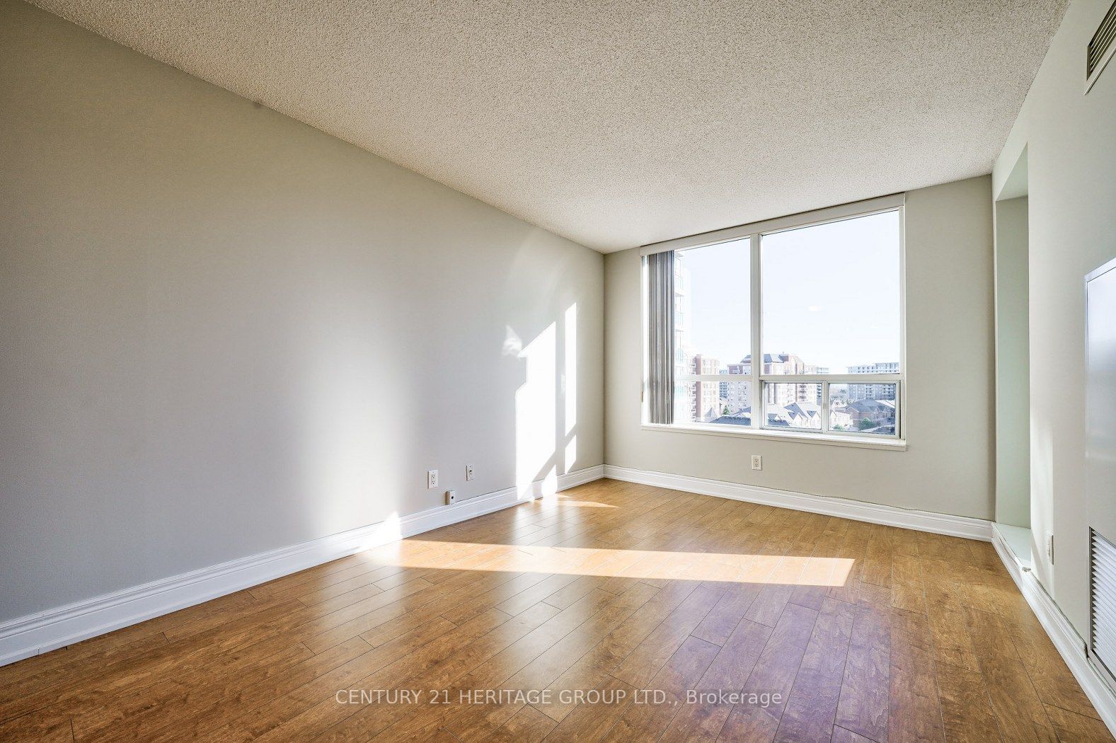 62 Suncrest Boulevard, #703