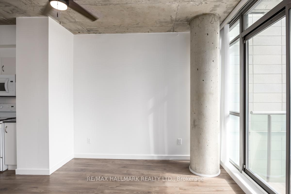 1 Bedroom Condo at 285 Mutual,  Toronto For sale