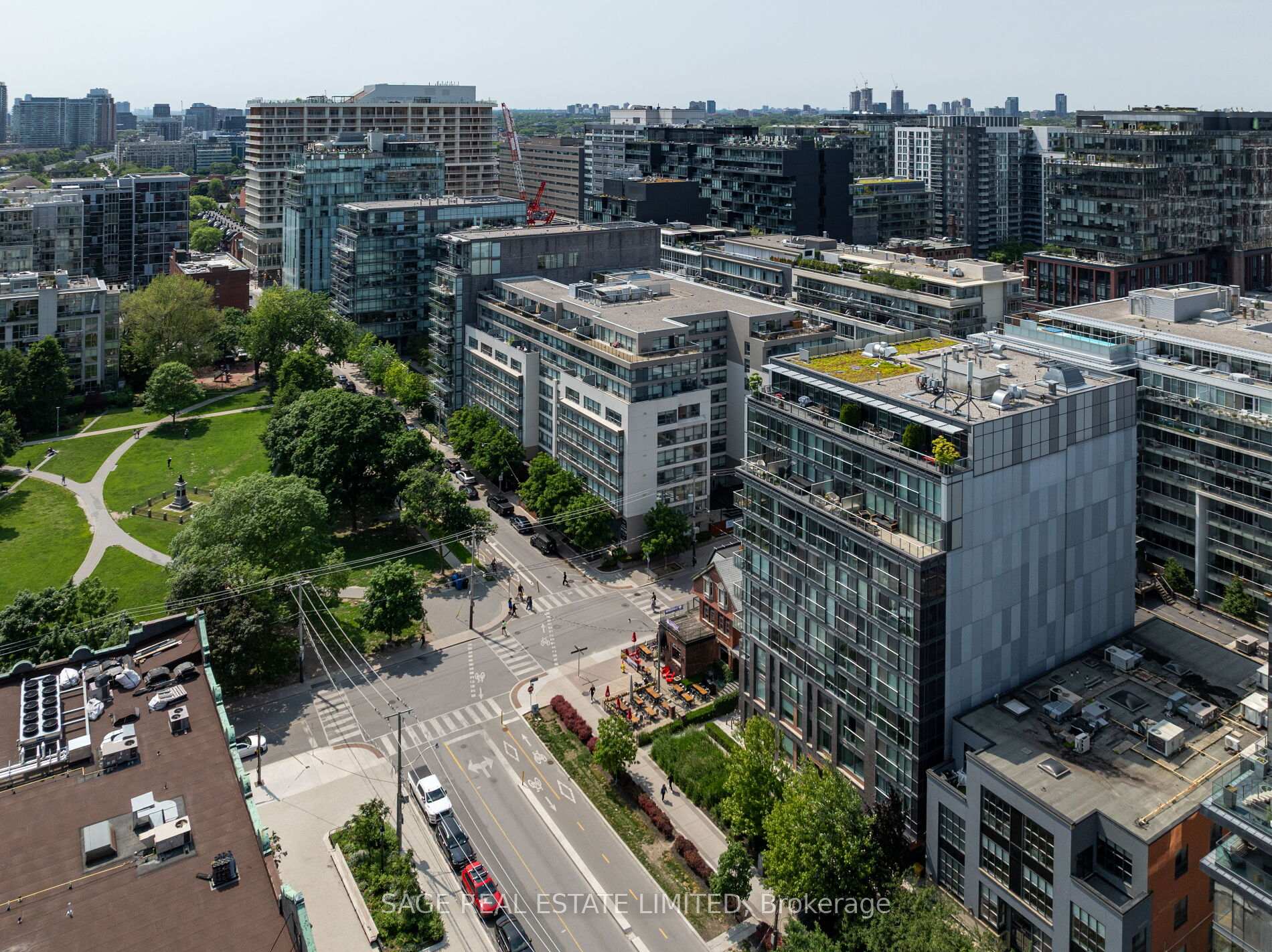 3 Bedrooms Condo at 508 Wellington, Toronto For sale