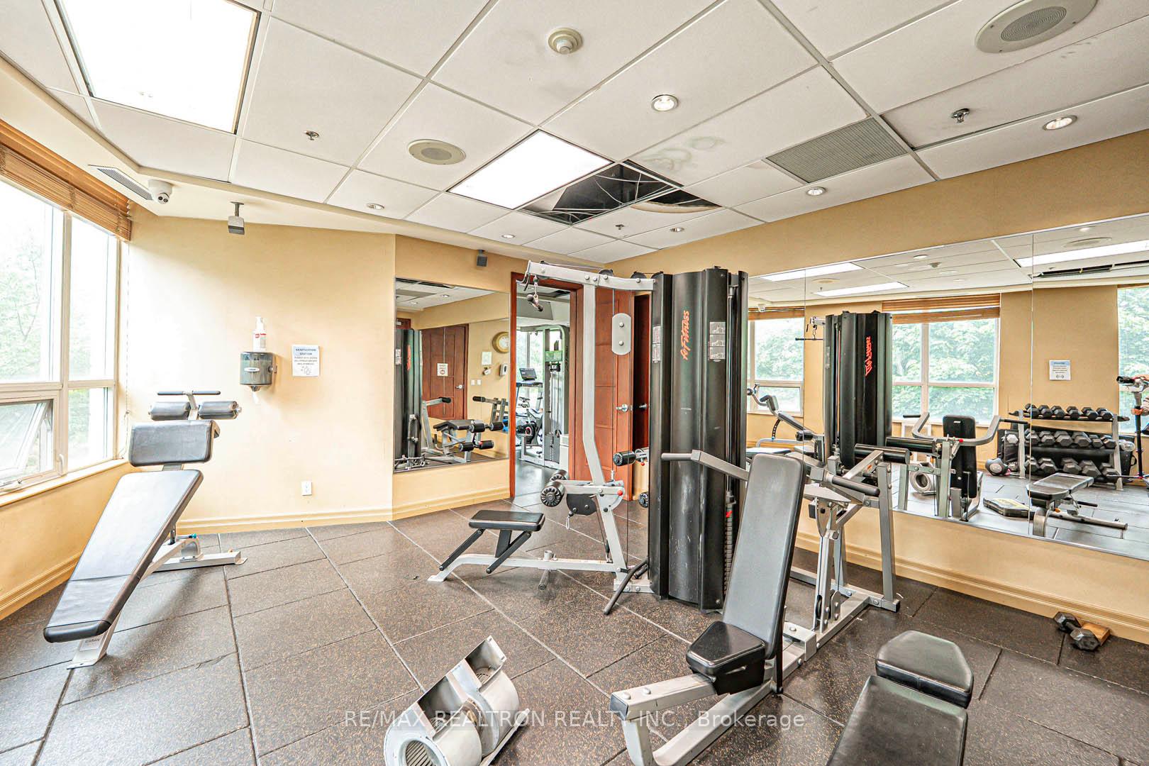 2 Bedrooms Condo at 60 Byng, Toronto For sale