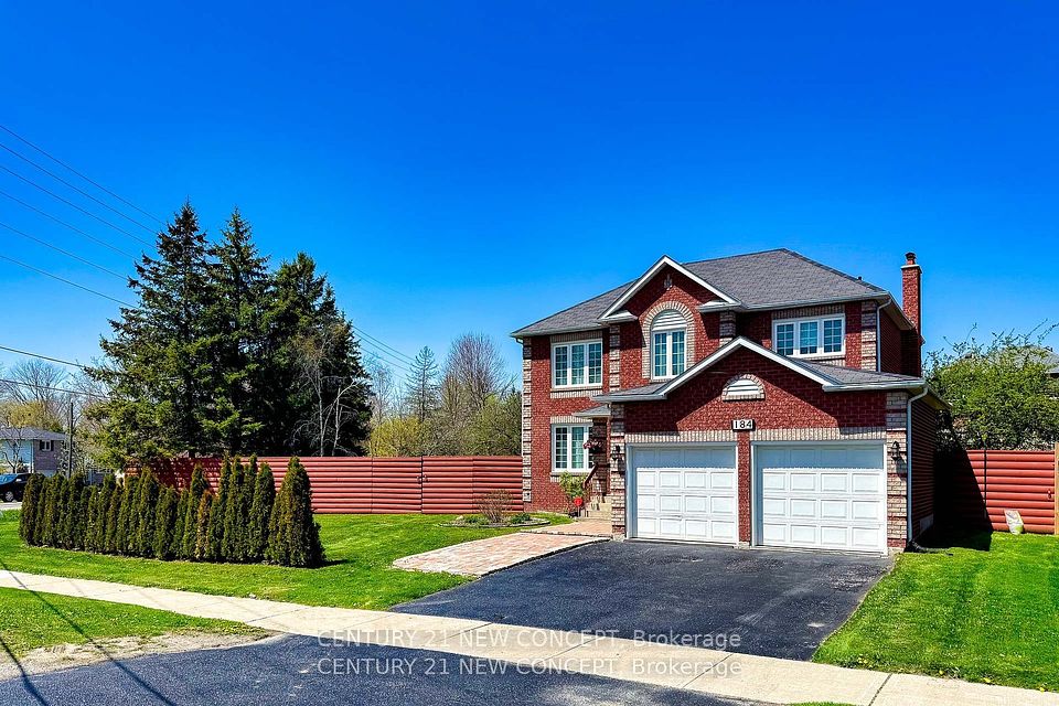 184 Gwendolyn Boulevard, Georgina, ON L4P 3V7