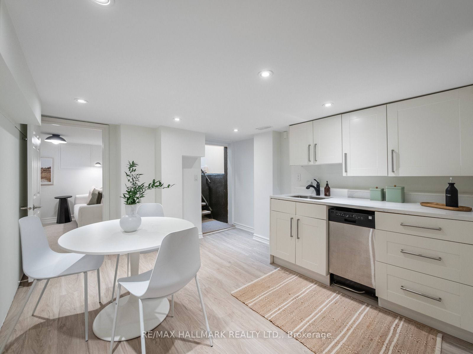 29 Dearbourne Avenue