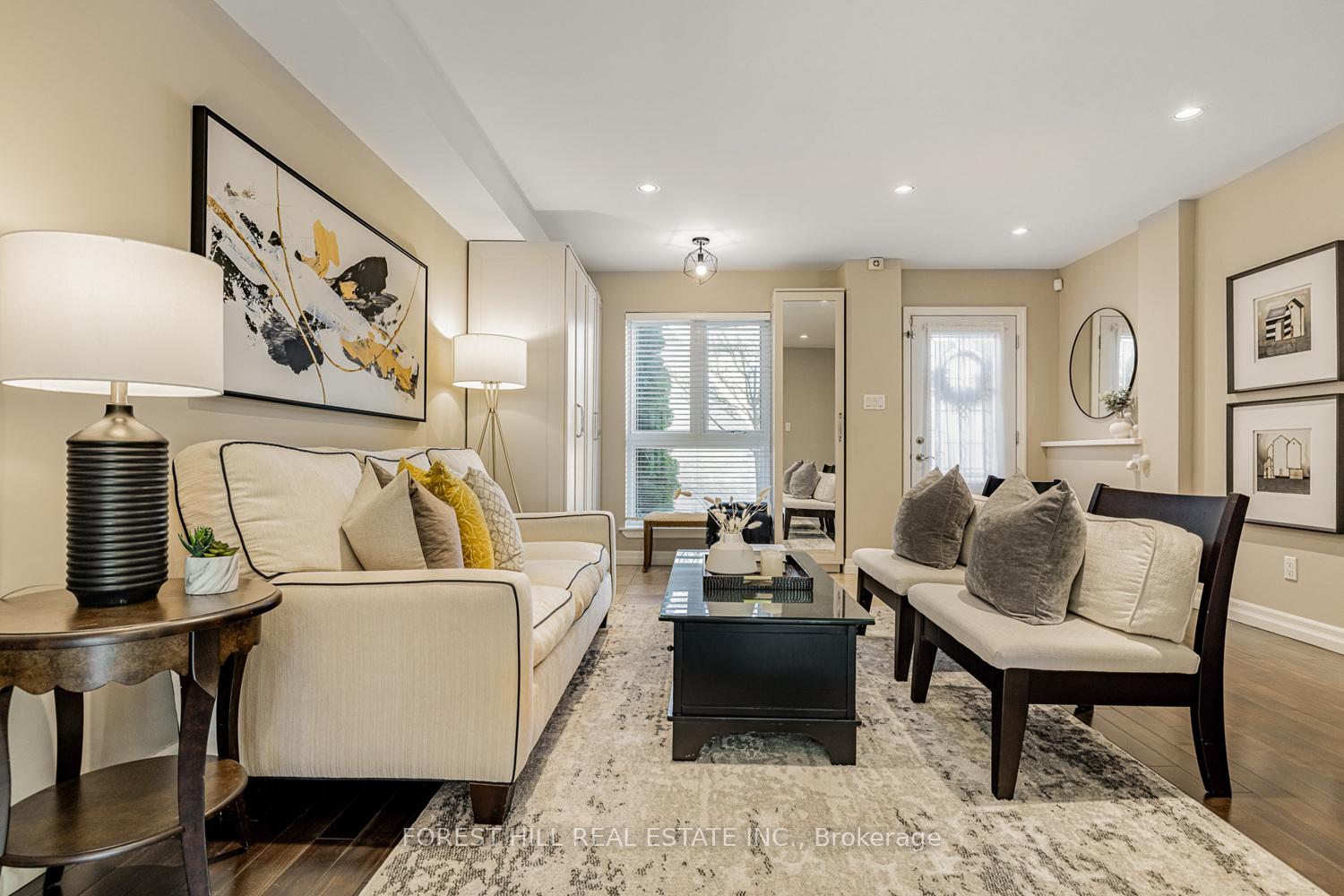 5 Bedrooms Condo at 21 Snowshoe Mill, Toronto For sale