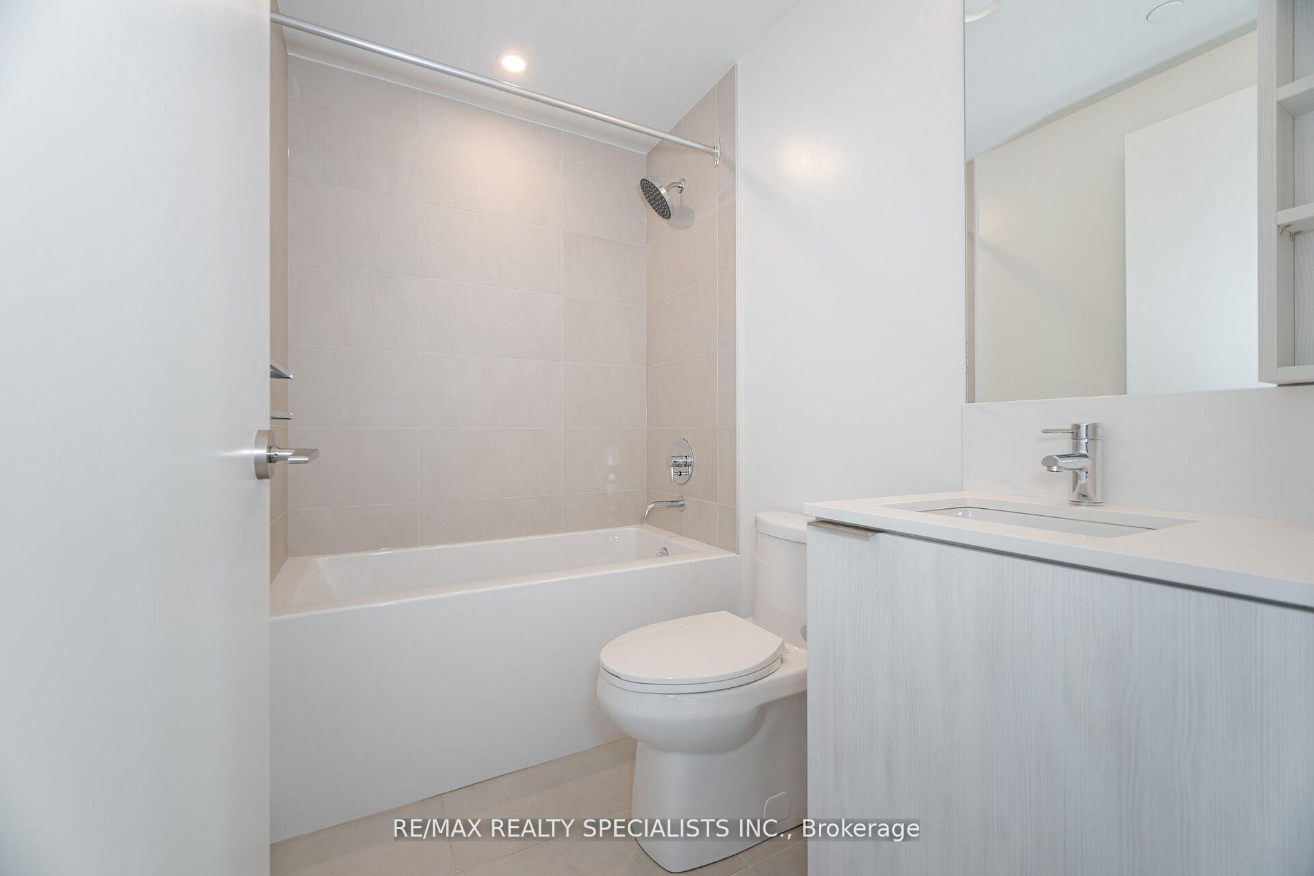 2 Bedrooms Condo at 7890 Jane,  Vaughan For sale