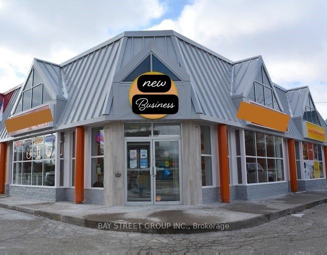 14846 Yonge