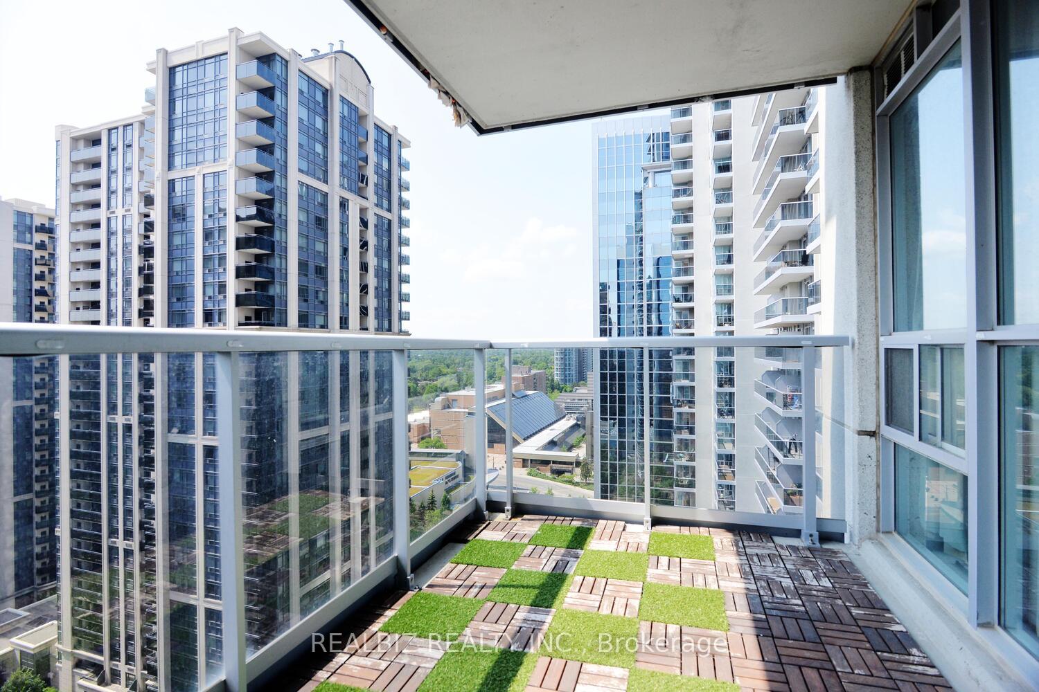 3 Bedrooms Condo at 4968 Yonge, Toronto For sale