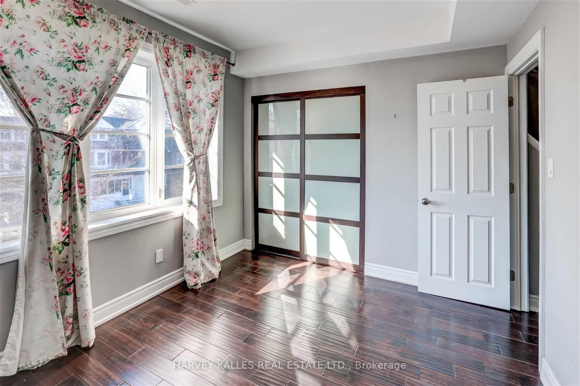 58 Sandford Avenue