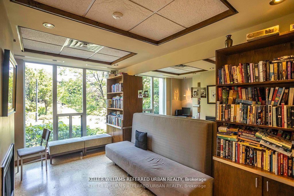 1 Bedroom Condo at 2121 Lake Shore, Toronto For sale
