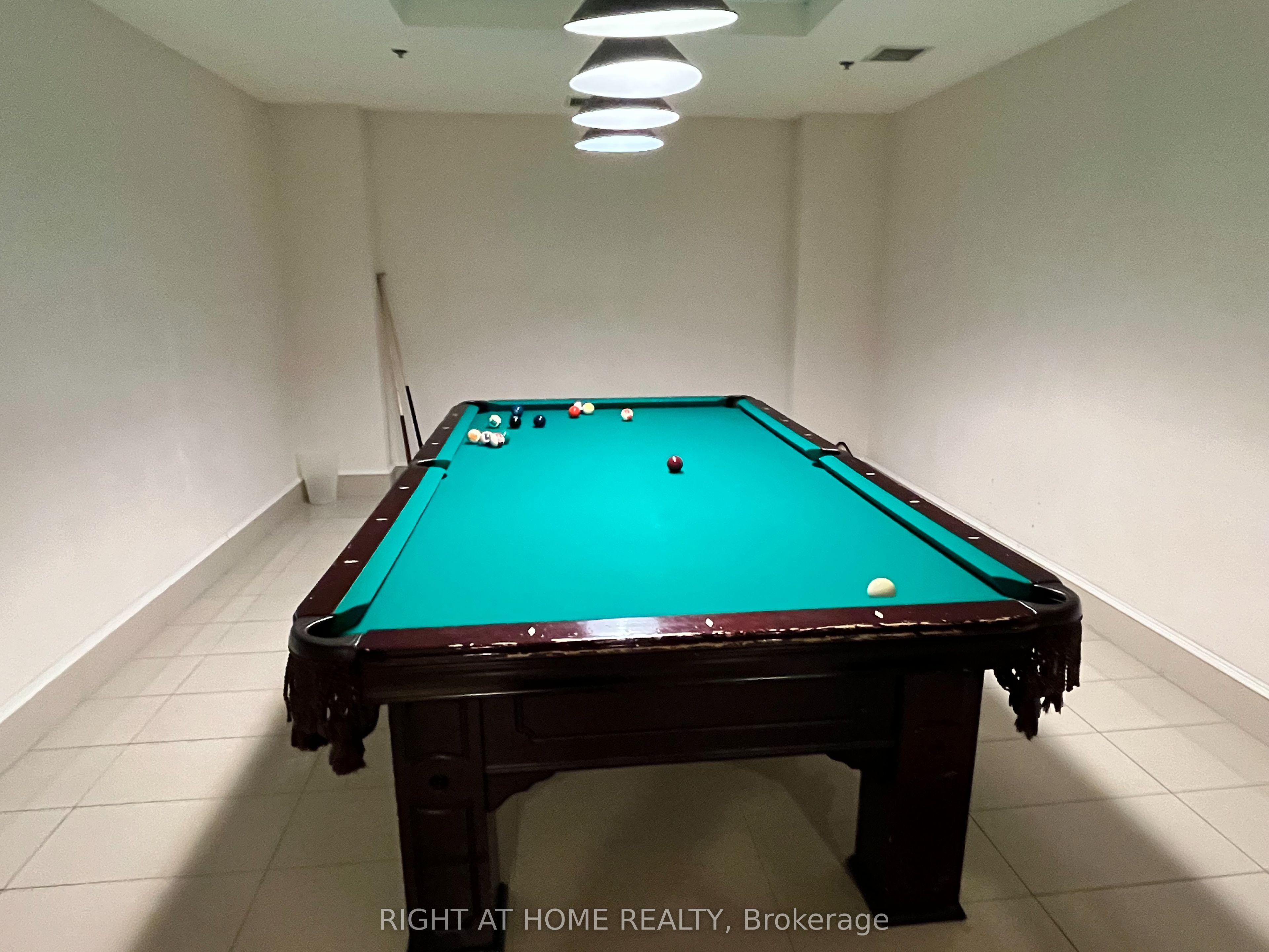 11121 Yonge Street, ## 602