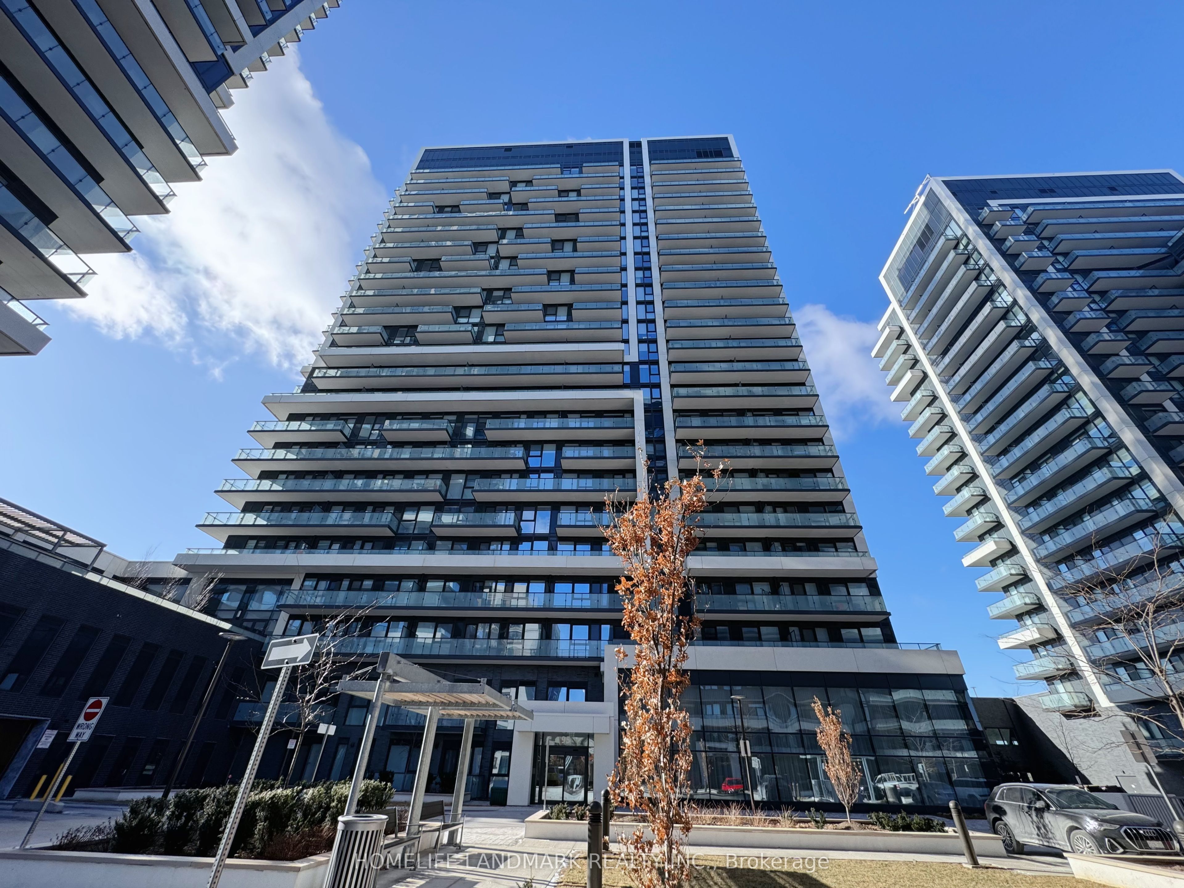 #1904 - 95 Oneida Crescent, Richmond Hill, ON L4B 0H5