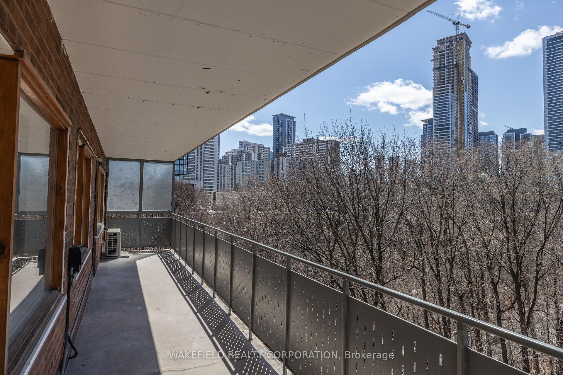 2 Bedrooms Co-op at 21 Dale,  Toronto For sale