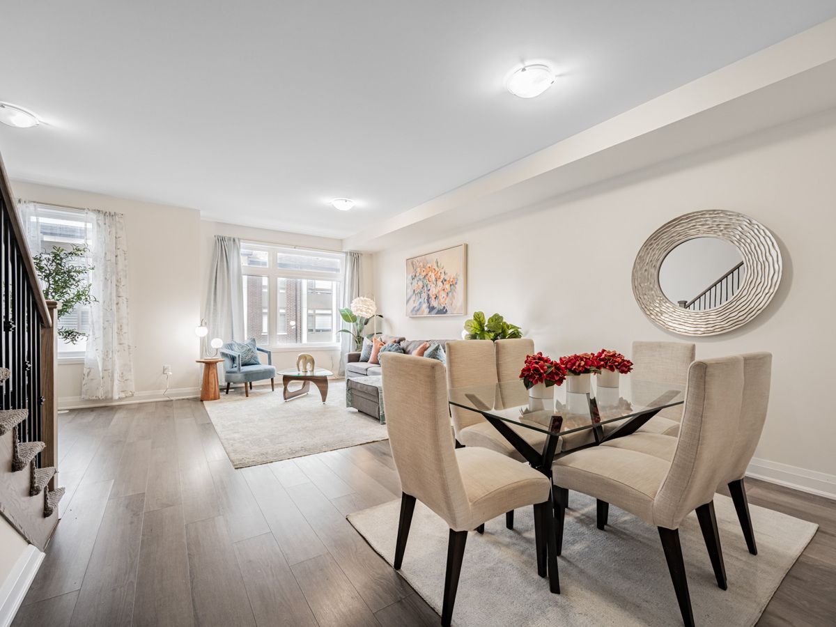 250 Finch Avenue 22