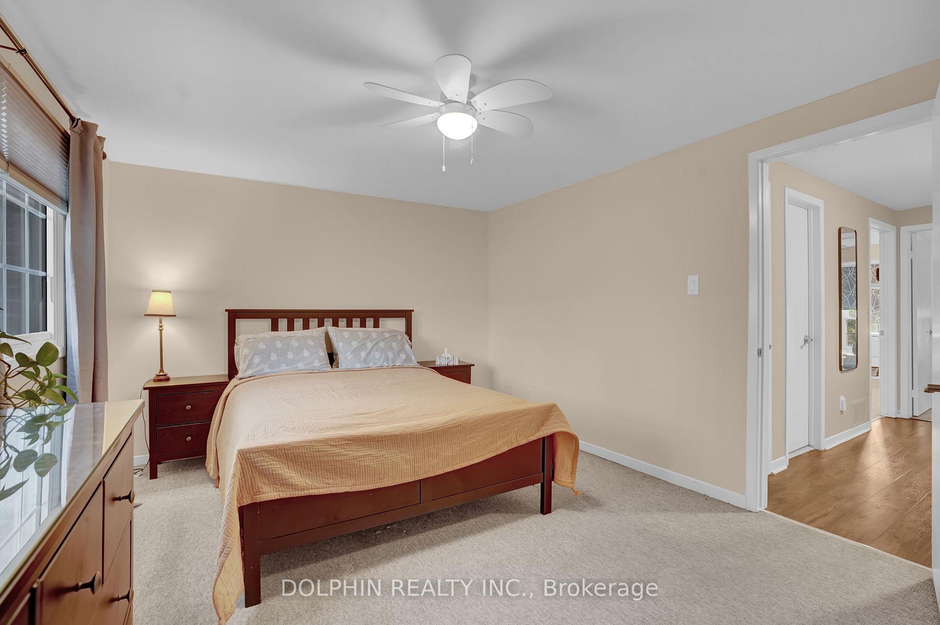 3 Bedrooms Condo at 3033 Glencrest, Burlington For sale