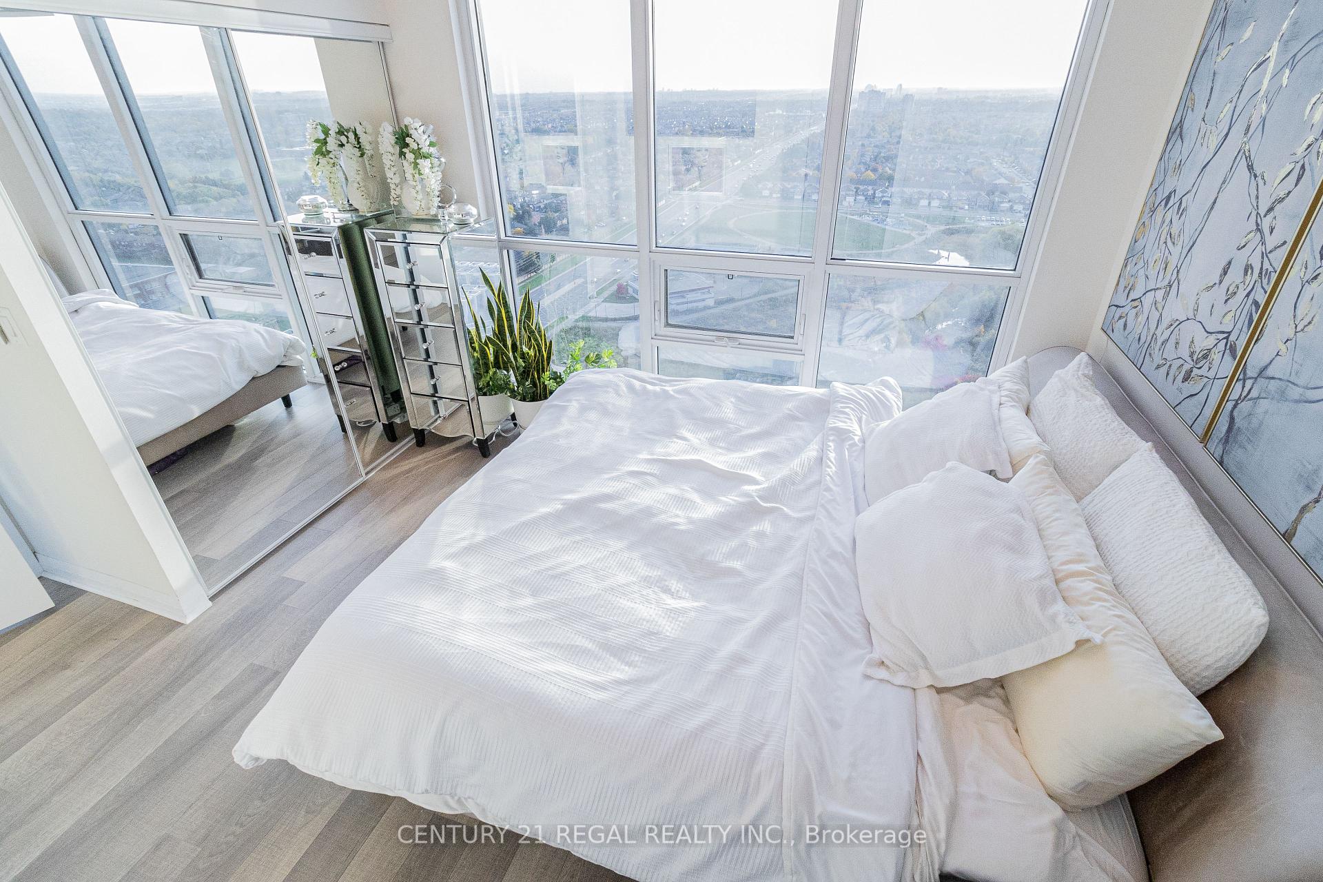 2 Bedrooms Condo at 5025 Four Springs, Mississauga For sale