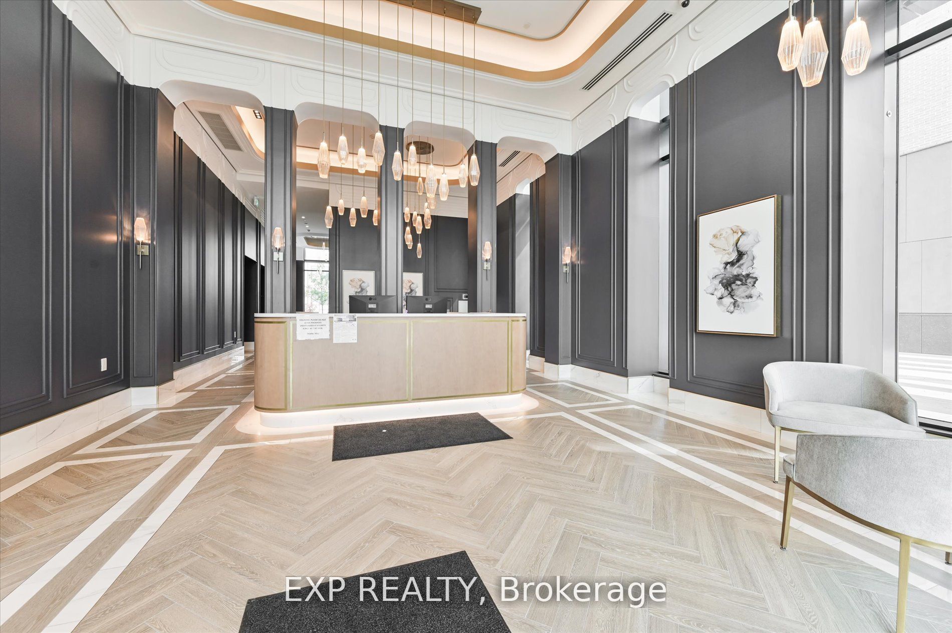 120 Eagle Rock Way, #806