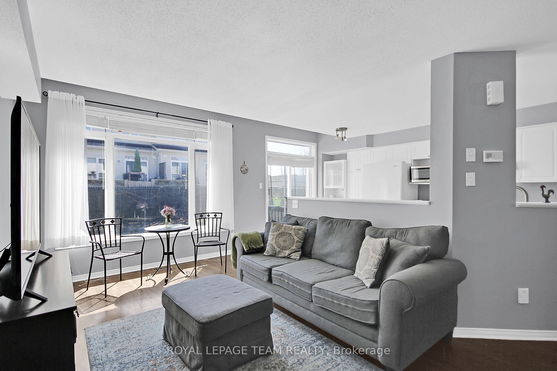 214 Cityview Crescent