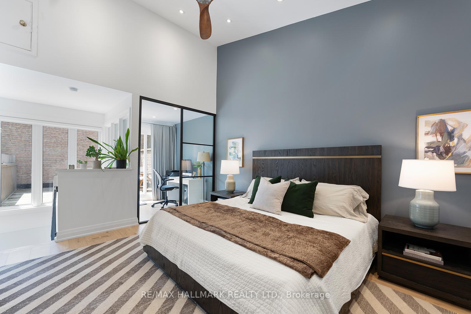 4 Bedrooms Condo at 95 Summerhill, Toronto For sale