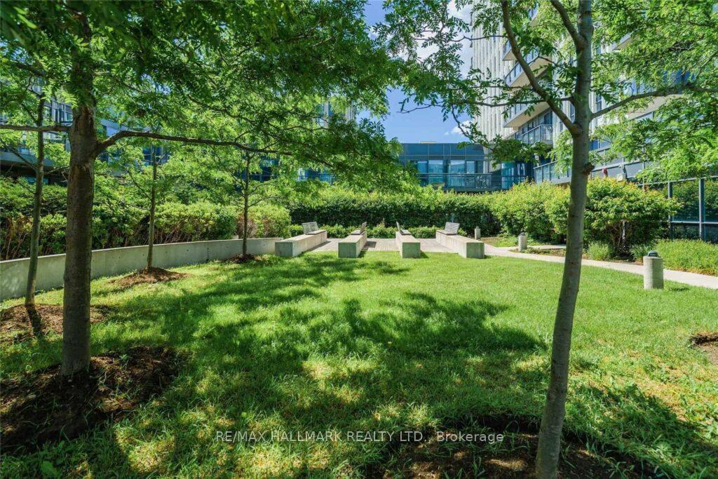 Condo at 55 Regent Park, Toronto For sale