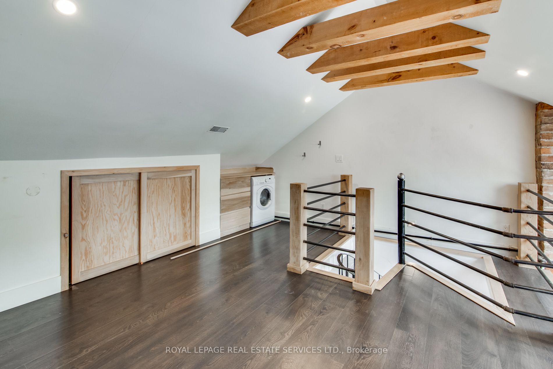 53 Gladstone Avenue, #2