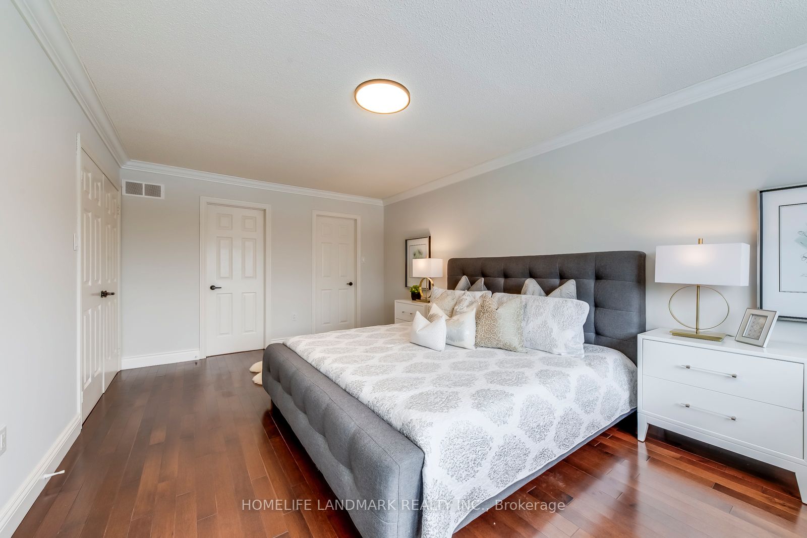 503 Blenheim Crescent