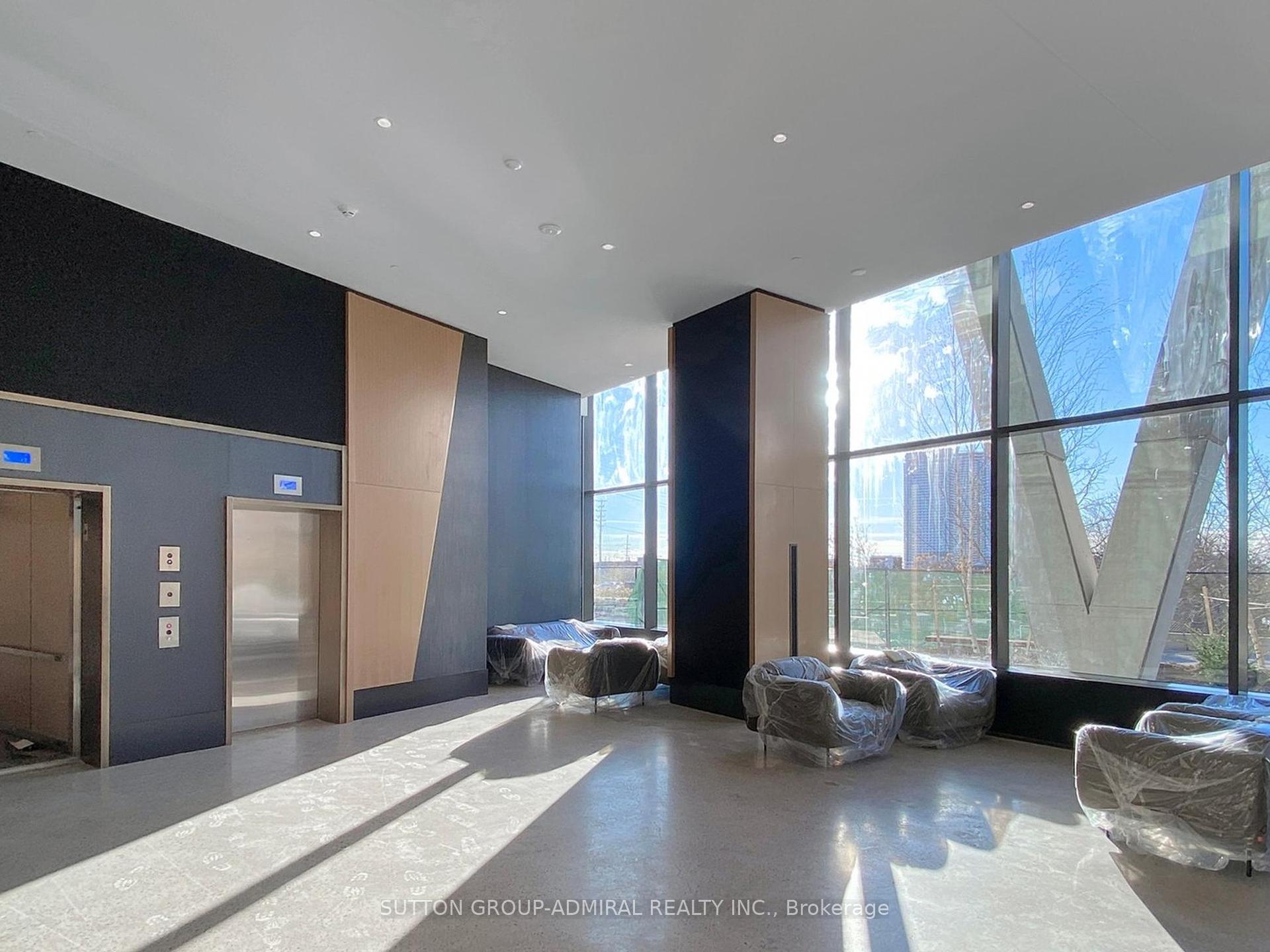 2 Bedrooms Condo at 2920 Hwy 7, Vaughan For sale