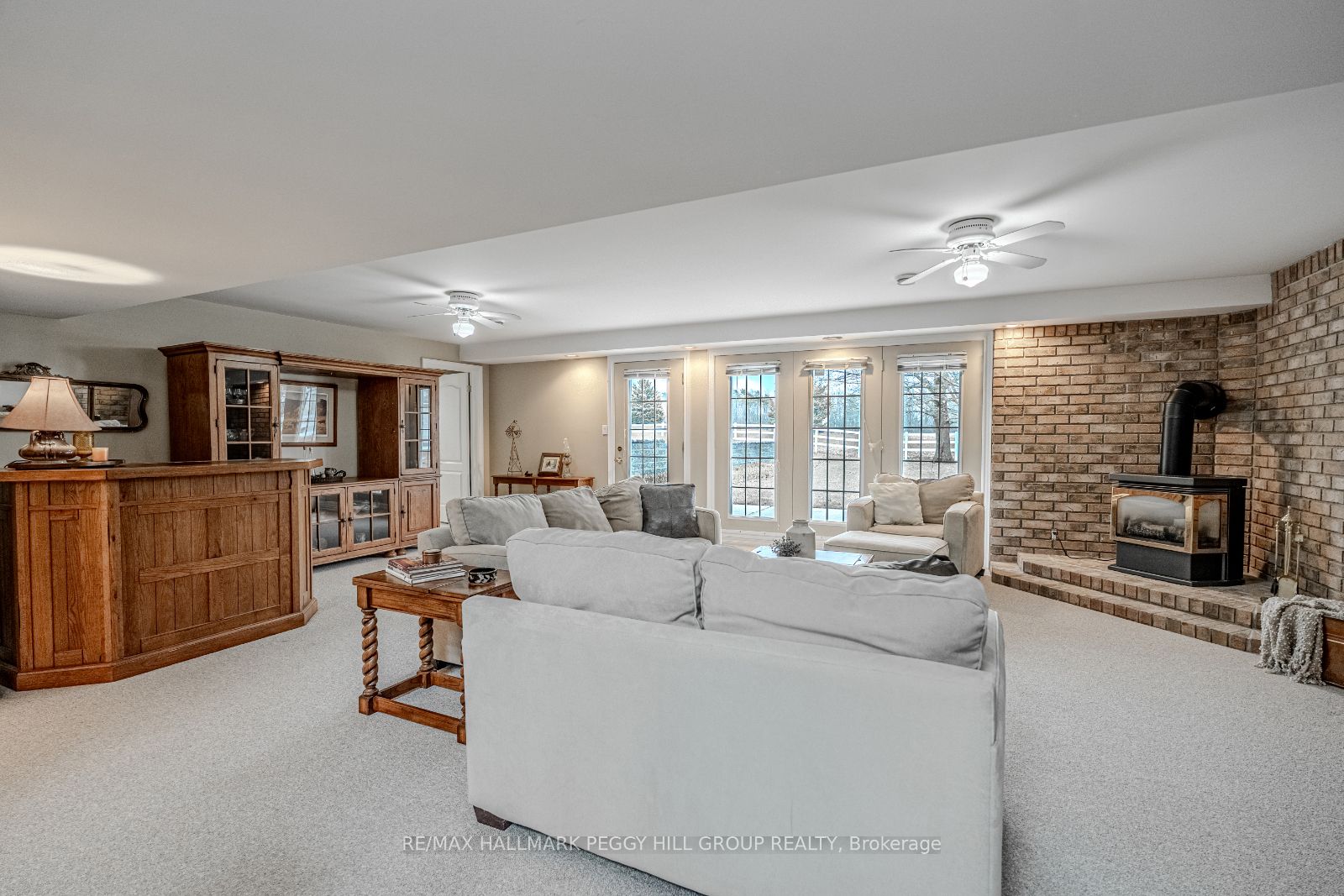 1331 Flos Road 3 E
