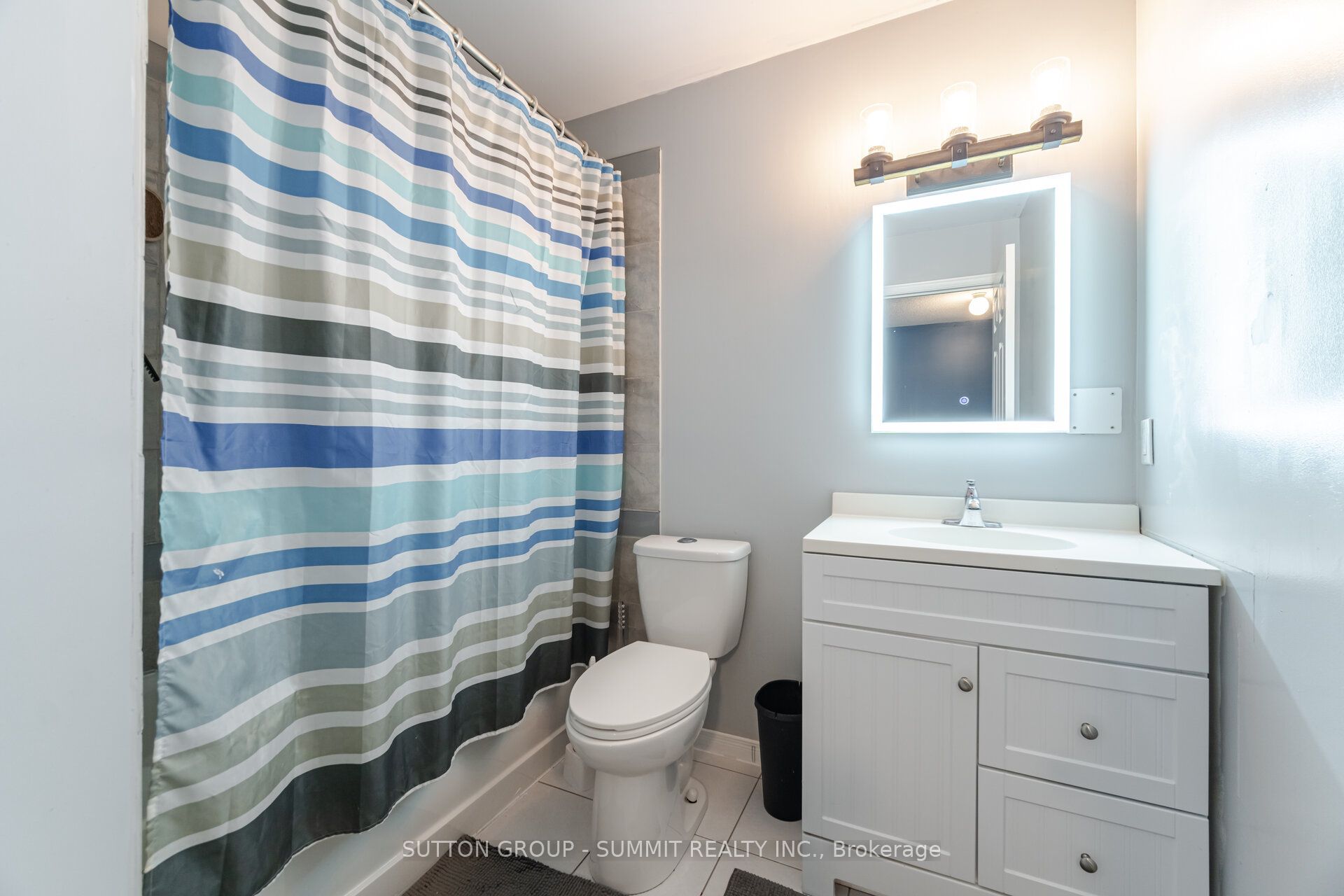 1809 Upper Wentworth Street, #32