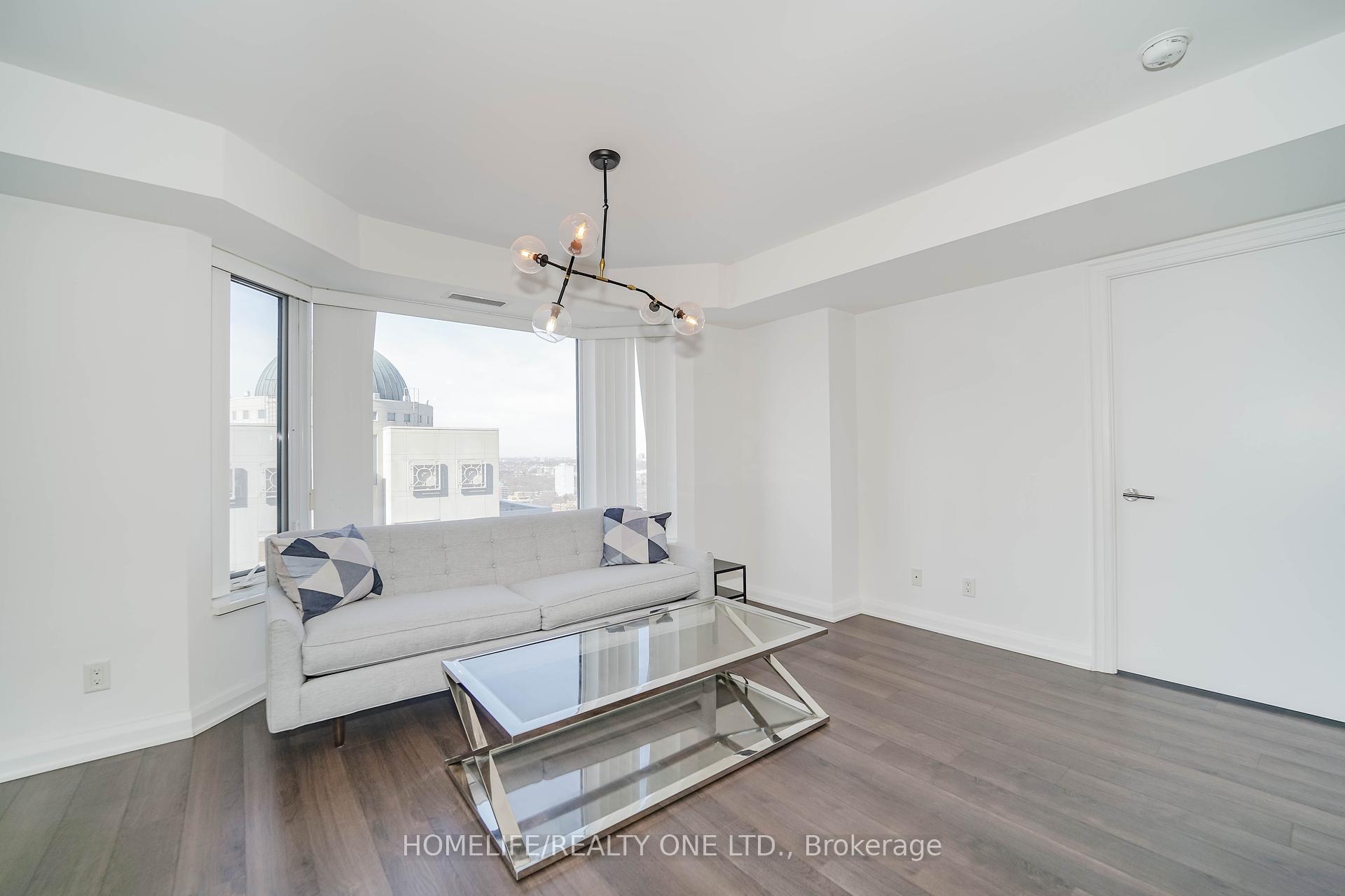 2 Bedrooms Condo at 155 Yorkville, Toronto For sale