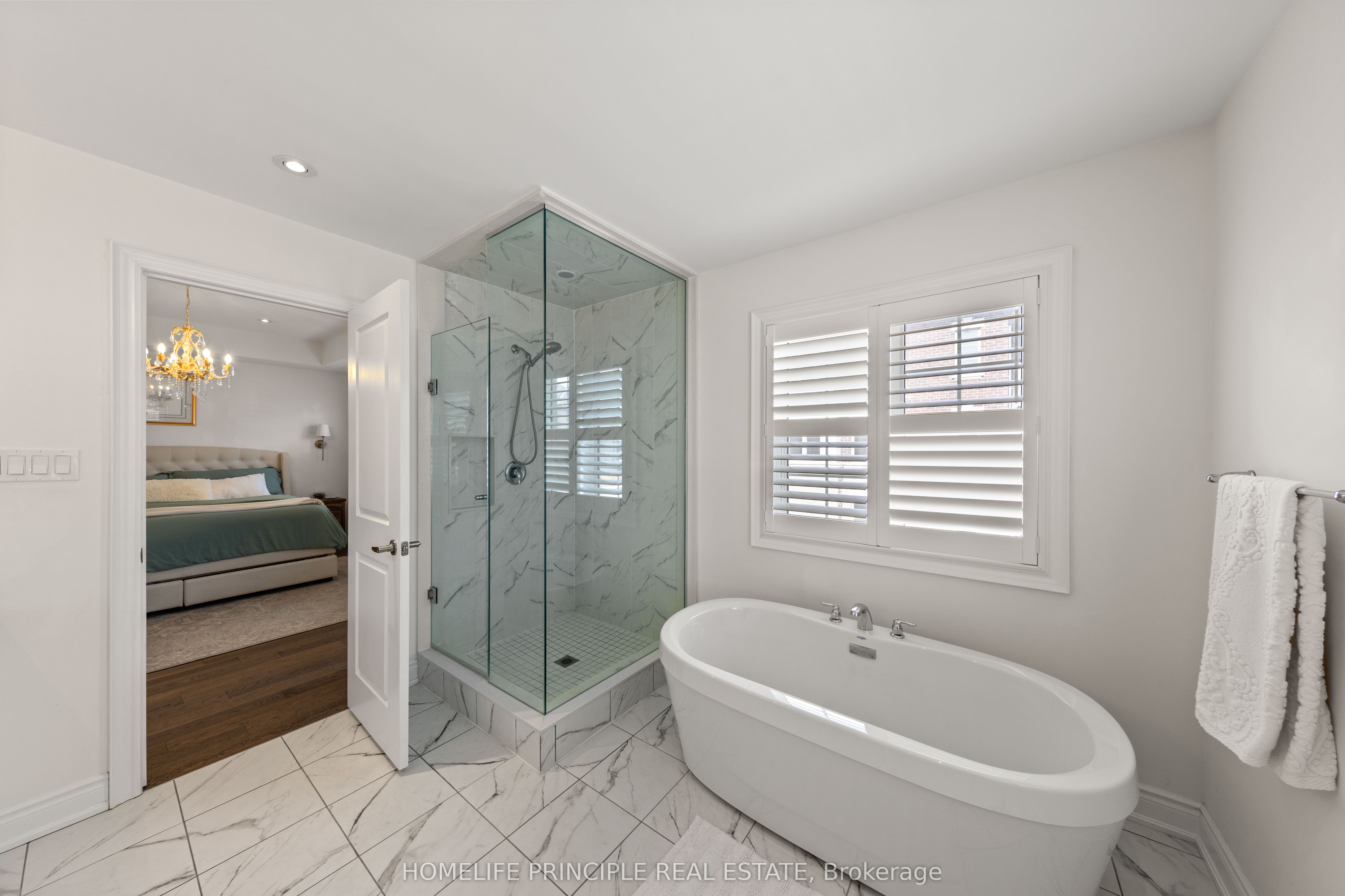 88 Ben Sinclair Avenue, East Gwillimbury Queensville