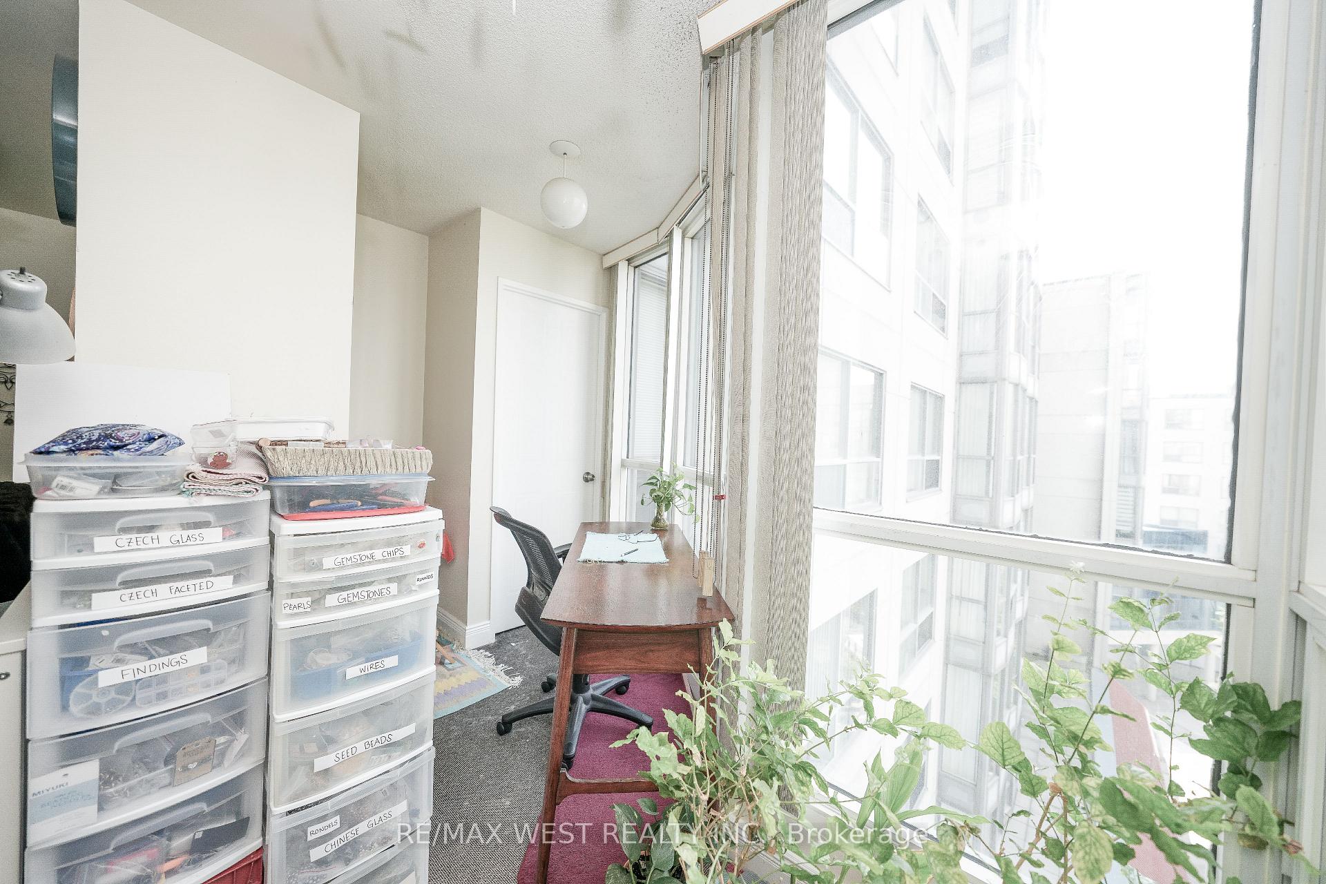 2 Bedrooms Condo at 1470 Midland, Toronto For sale