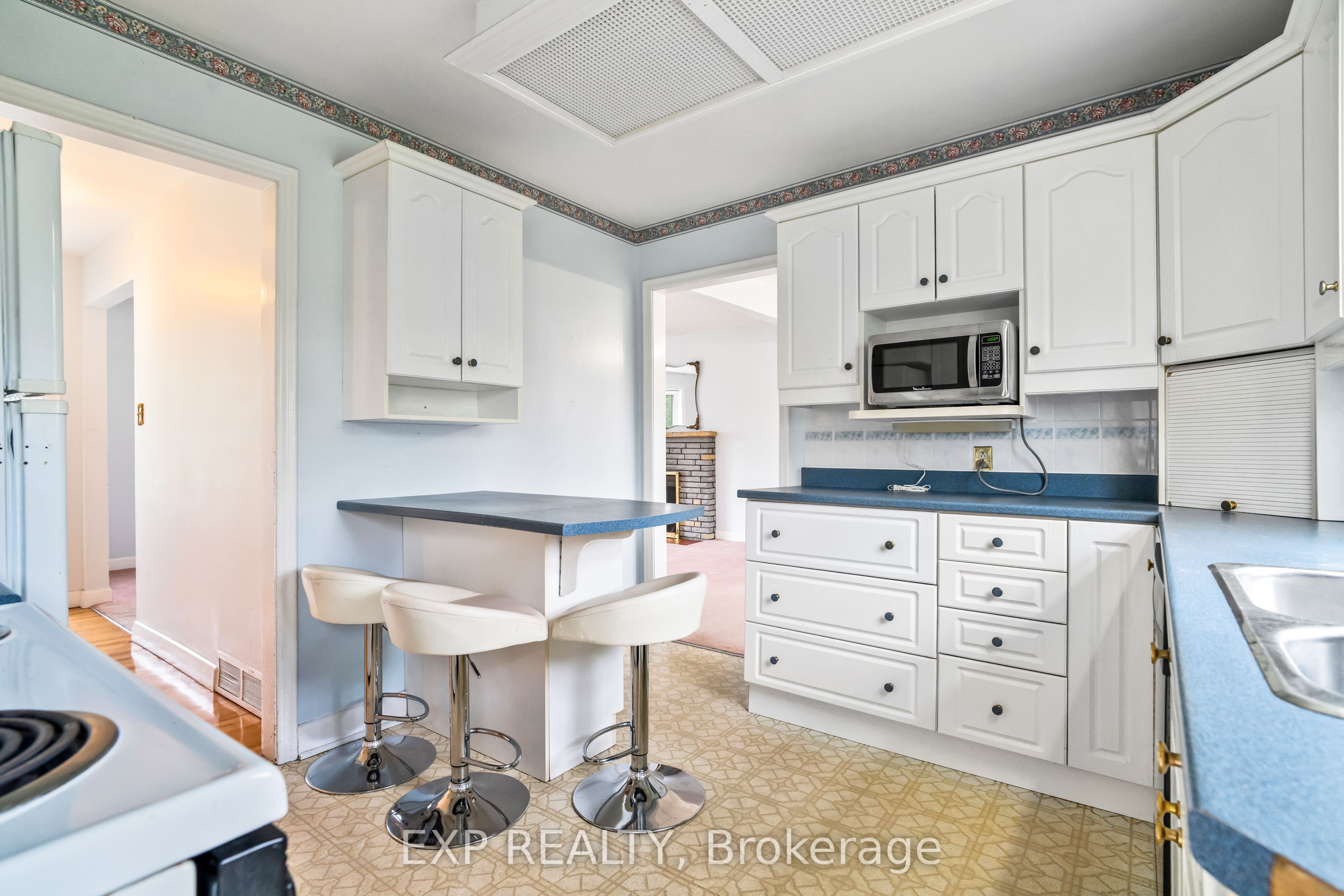 18 Brookdale Avenue