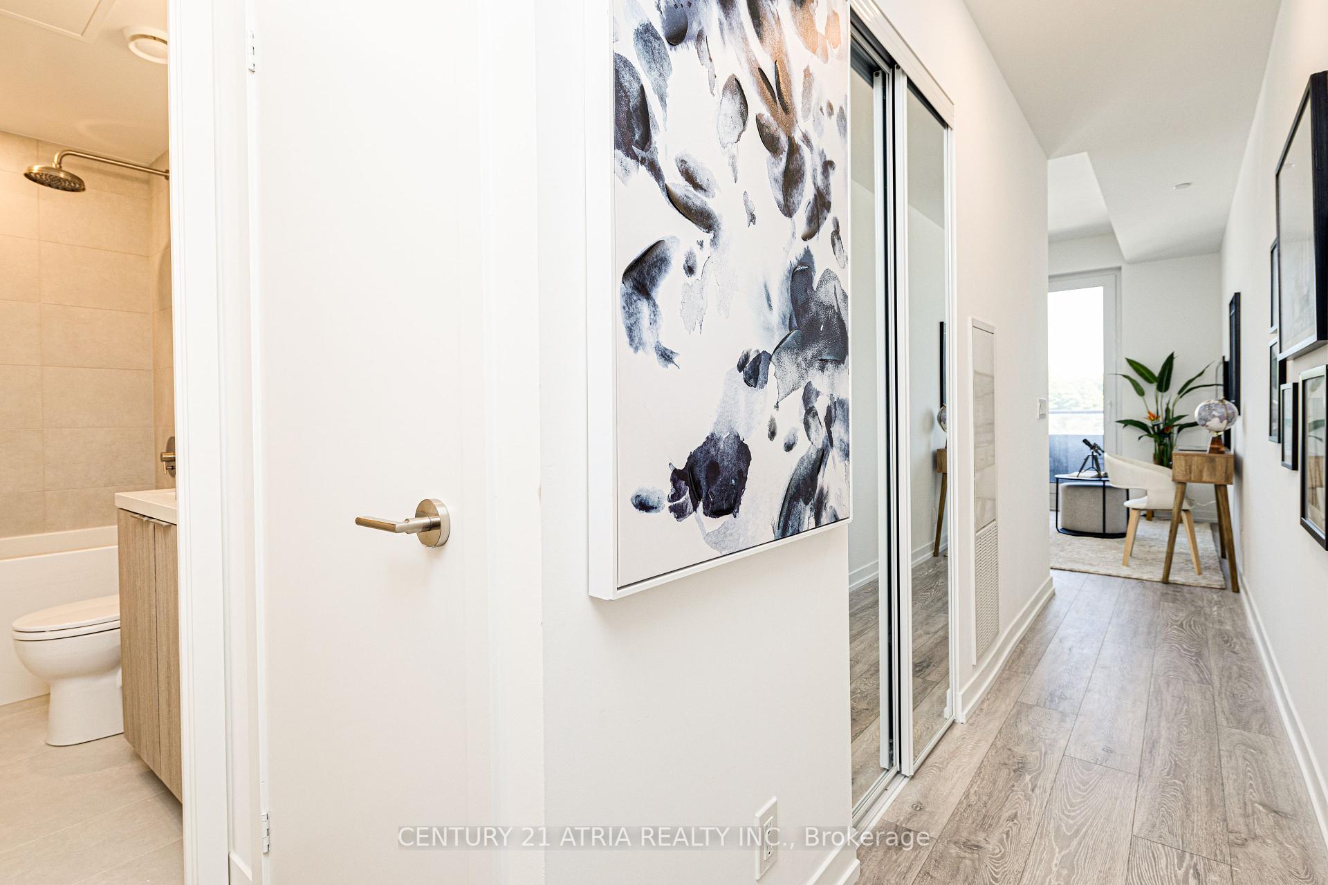 1 Bedroom Condo at 2020 Bathurst,  Toronto For sale