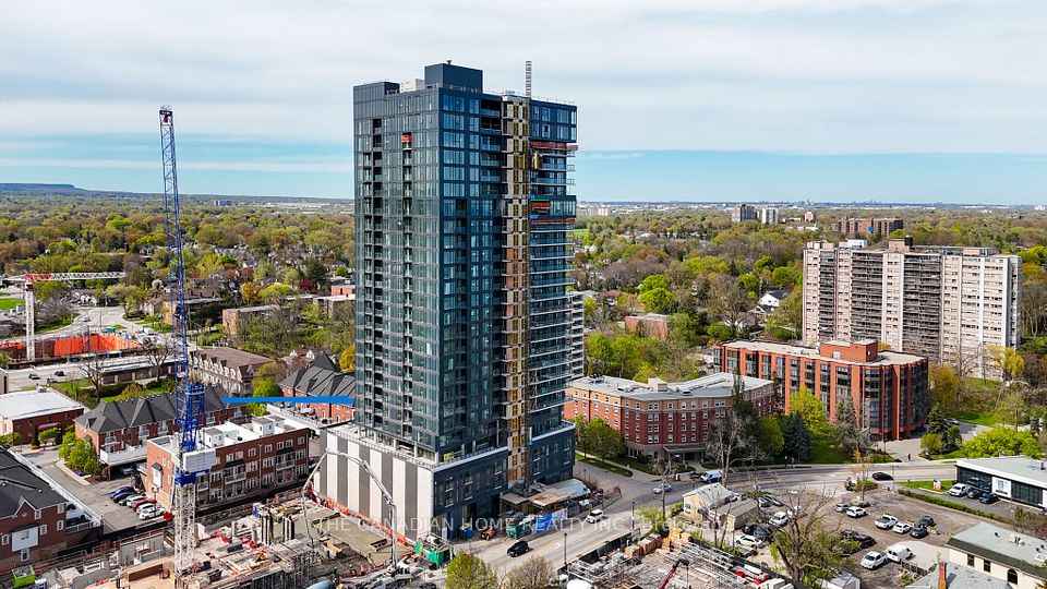 #511 - 370 Martha Street, Burlington, ON L7R 0G9