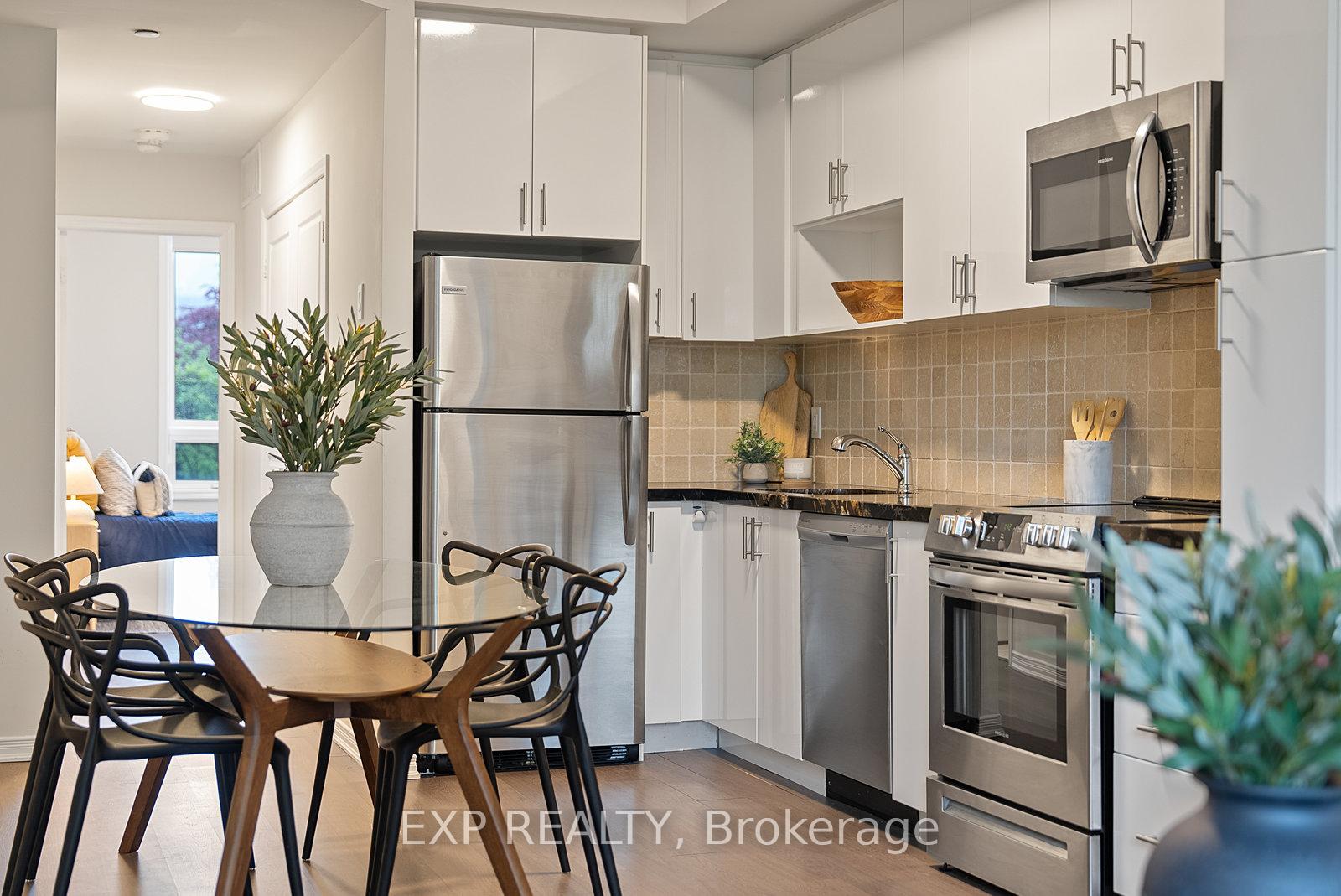 2 Bedrooms Condo at 1100 Briar Hill, Toronto For sale