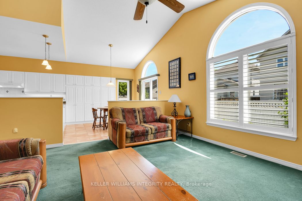 1042 Rocky Harbour Crescent